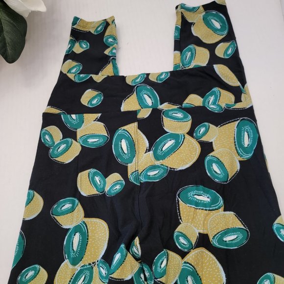 Rare LuLaRoe One Size OS Legging Kiwi Tree Fruit Green Black Soft Rare - Picture 6 of 10